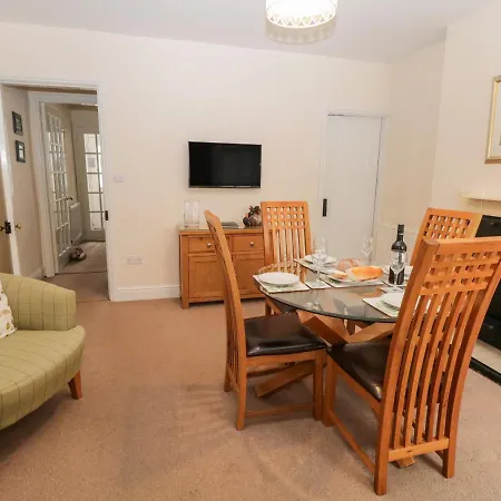 Raglan Bowness-on-Windermere